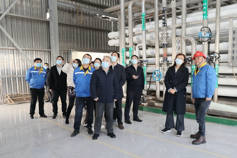 2022年12月15日，時任浙江省發(fā)展改革委黨組成員、副主任吳紅梅蒞臨景興紙業(yè)調研企業(yè)用能、節(jié)能工作