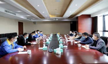 平湖市委常委、宣傳部長沈志鳳蒞臨景興紙業(yè)調(diào)研疫情防控和復工復產(chǎn)情況